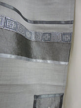 Load image into Gallery viewer, Light Grey tallit collection wing